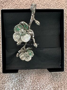 Michael Aram White Orchid Napkin Holder NEW